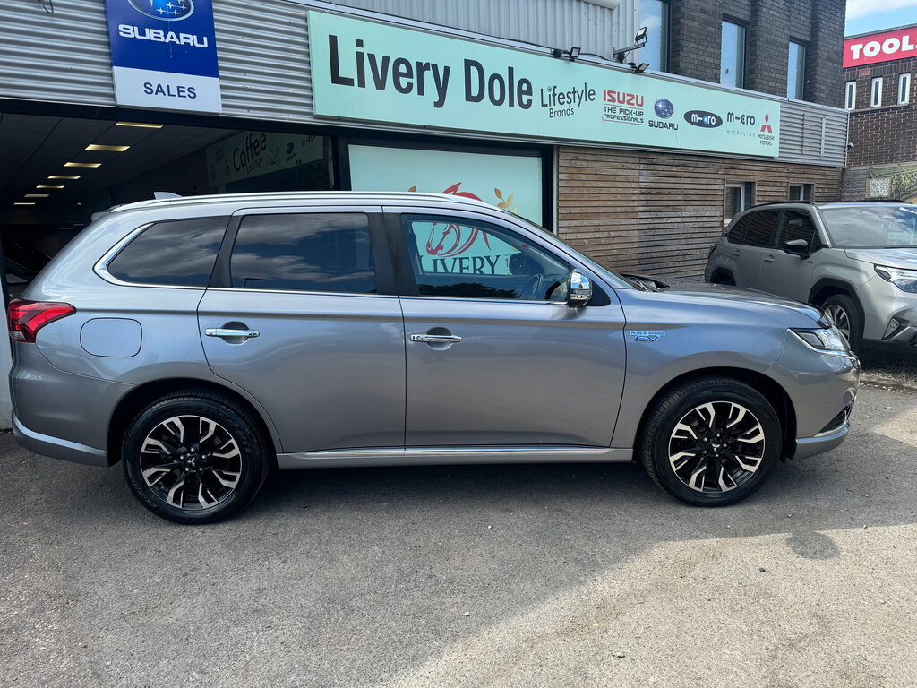 Mitsubishi Outlander 2.0H 12Kwh 4H Suv Plug-in Hybrid Cvt 4W Grey #6