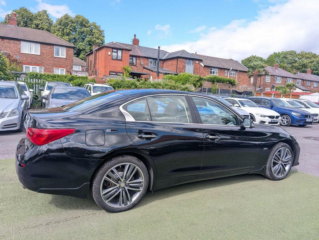 Infiniti Q50 S Hybrid Awd 4-Door White #30