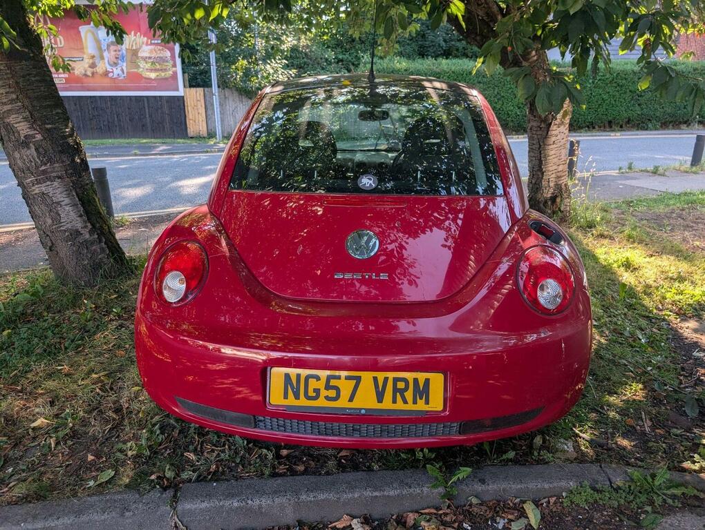 Volkswagen Beetle Hatchback 1.6 Luna Euro 4 200757 Red #4