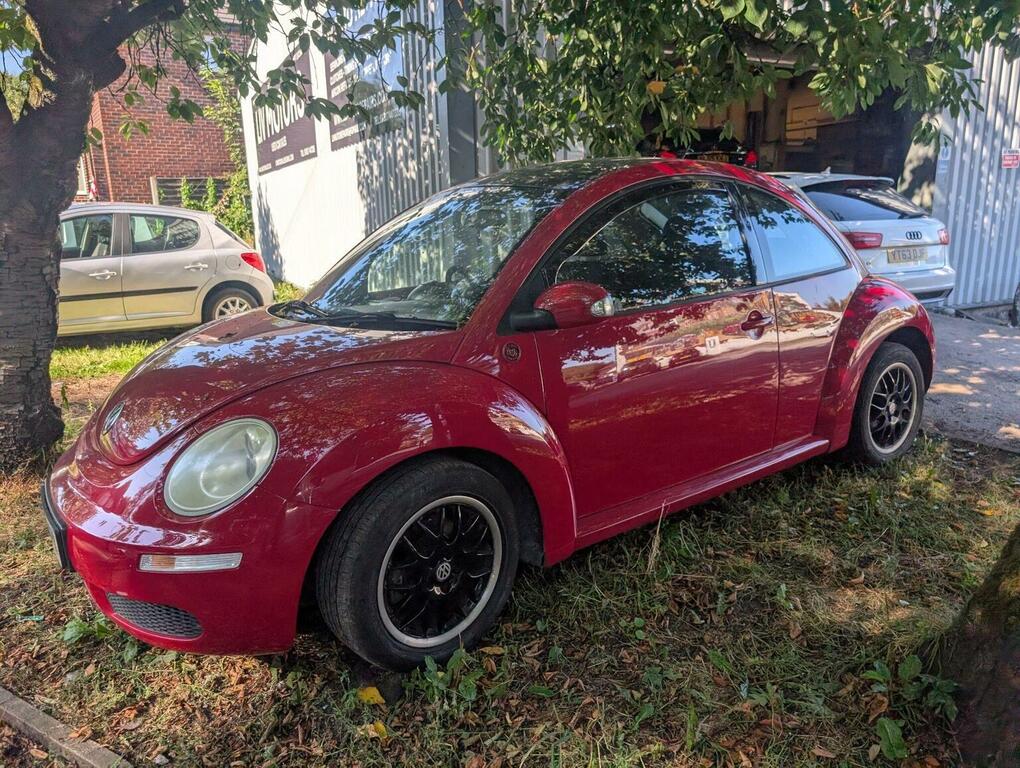 Volkswagen Beetle Hatchback 1.6 Luna Euro 4 200757 Red #2