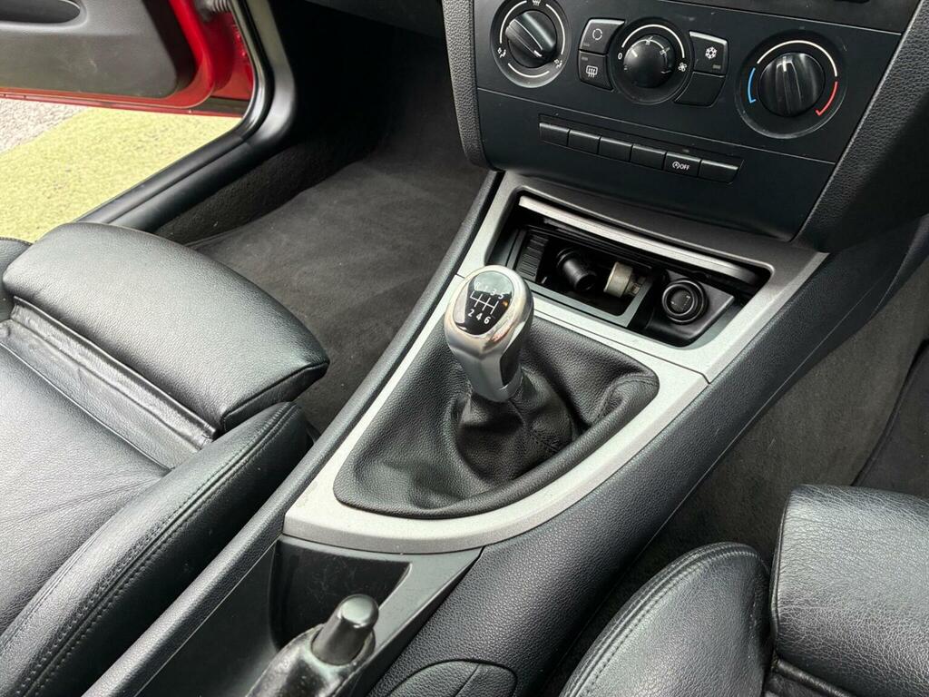 BMW 1 Series 2.0 118D Es Euro Black #43