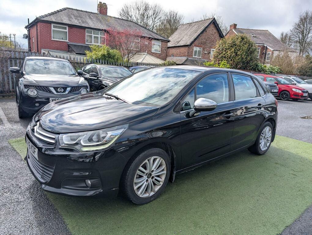 Citroen C4 Grand Bluehdi Exclusive Red #12