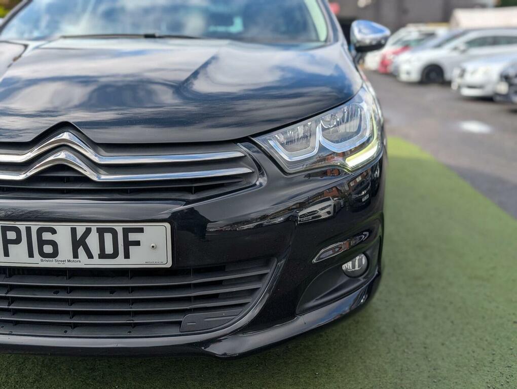 Citroen C4 Grand Bluehdi Exclusive Red #31