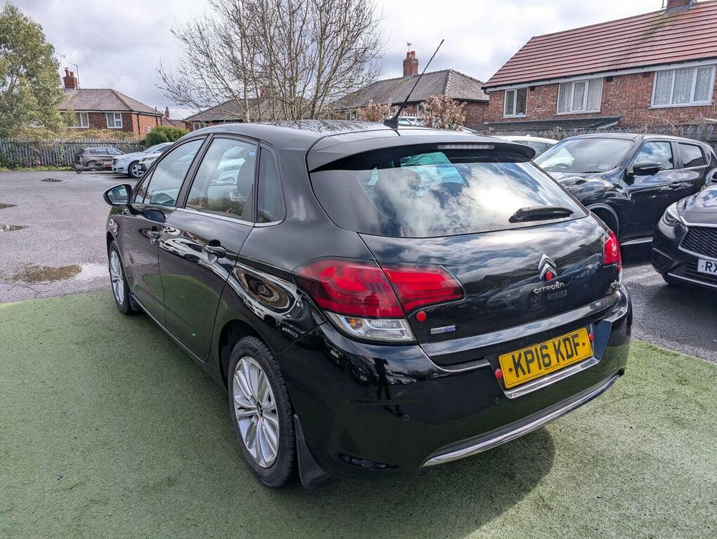Citroen C4 Grand Bluehdi Exclusive Red #20