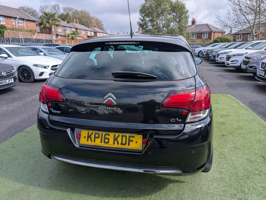 Citroen C4 Grand Bluehdi Exclusive Red #23