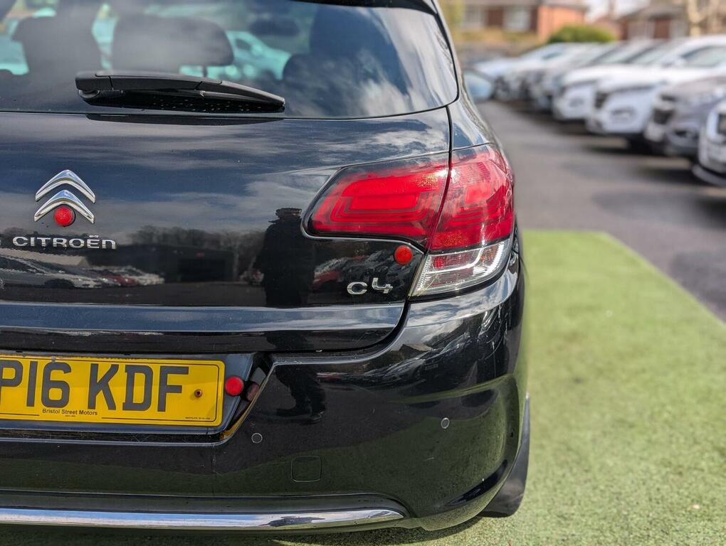 Citroen C4 Grand Bluehdi Exclusive Red #34