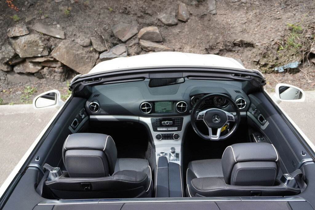 Mercedes-Benz SL Class 3.5 Sl350 Amg Sport LN14HHA White #2