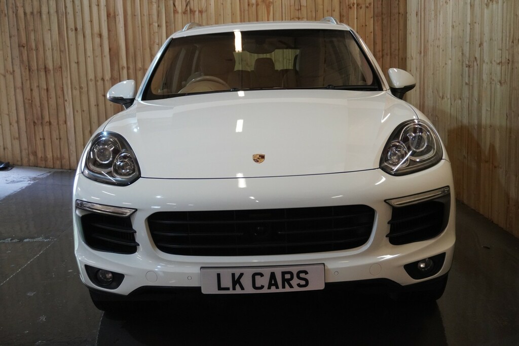 Porsche Cayenne 4.2 Td V8 S White #3