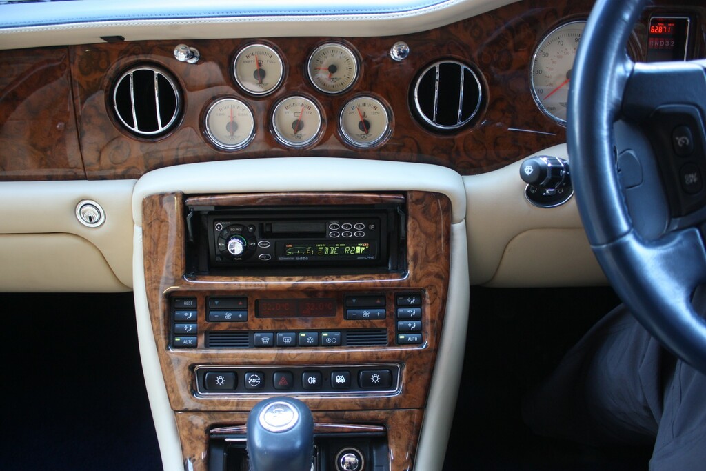 Bentley Arnage Red Label Silver #21