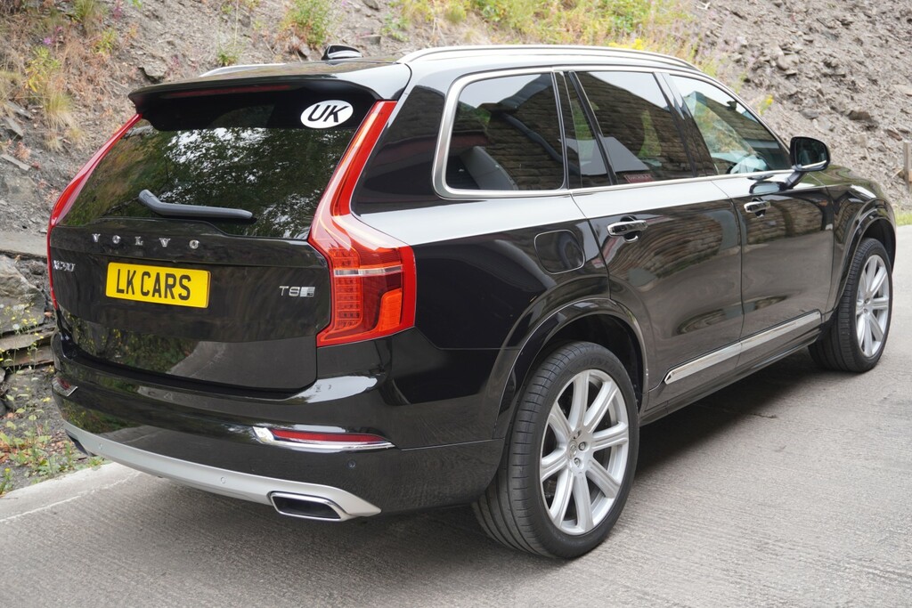 Volvo XC90 2.0 Inscription Pro T8 Twin Engine Awd Black #4