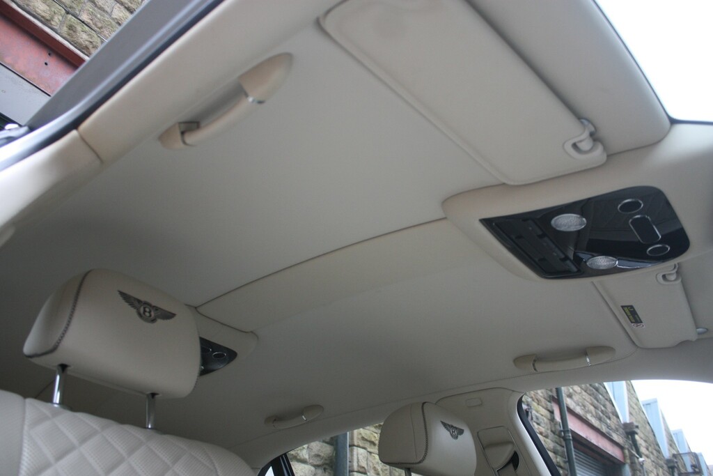 Bentley Flying Spur 6.0 W12 Saloon Black #31