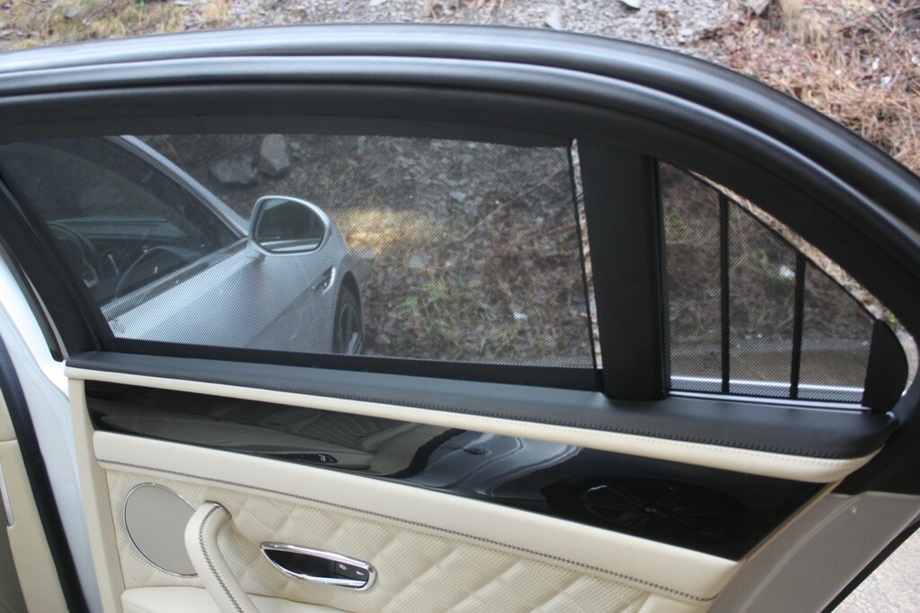 Bentley Flying Spur 6.0 W12 Saloon Black #17