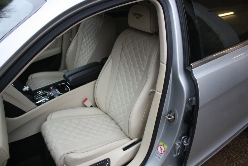 Bentley Flying Spur 6.0 W12 Saloon Black #15