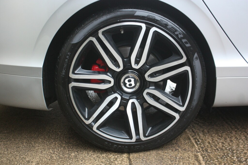 Bentley Flying Spur 6.0 W12 Saloon Black #38