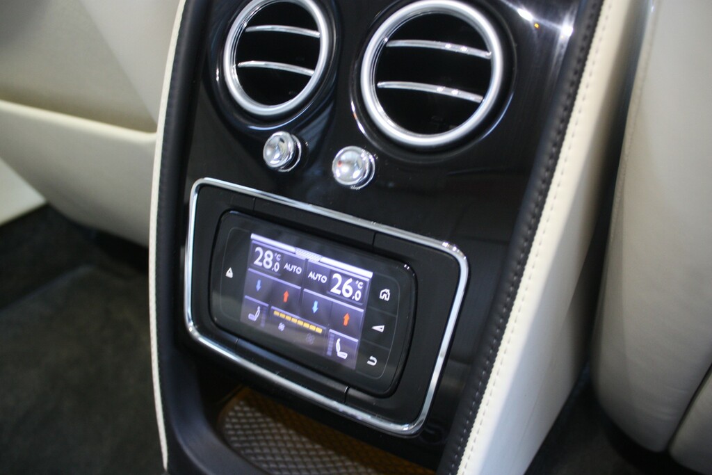 Bentley Flying Spur 6.0 W12 Saloon Black #19