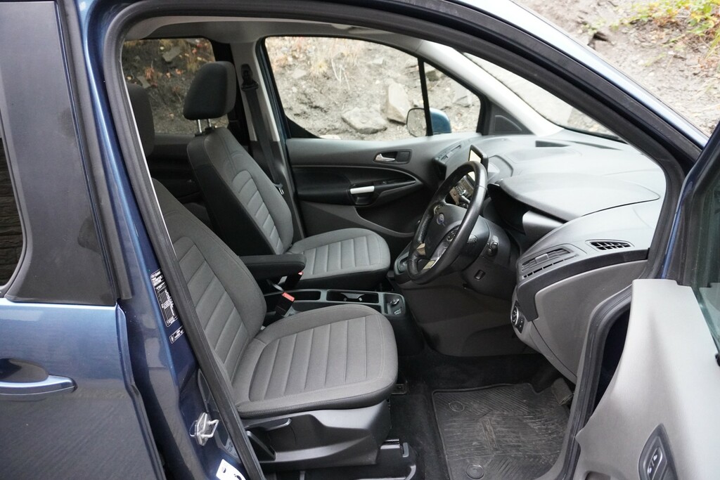 Ford Tourneo Connect Ecoblue Zetec Blue #9