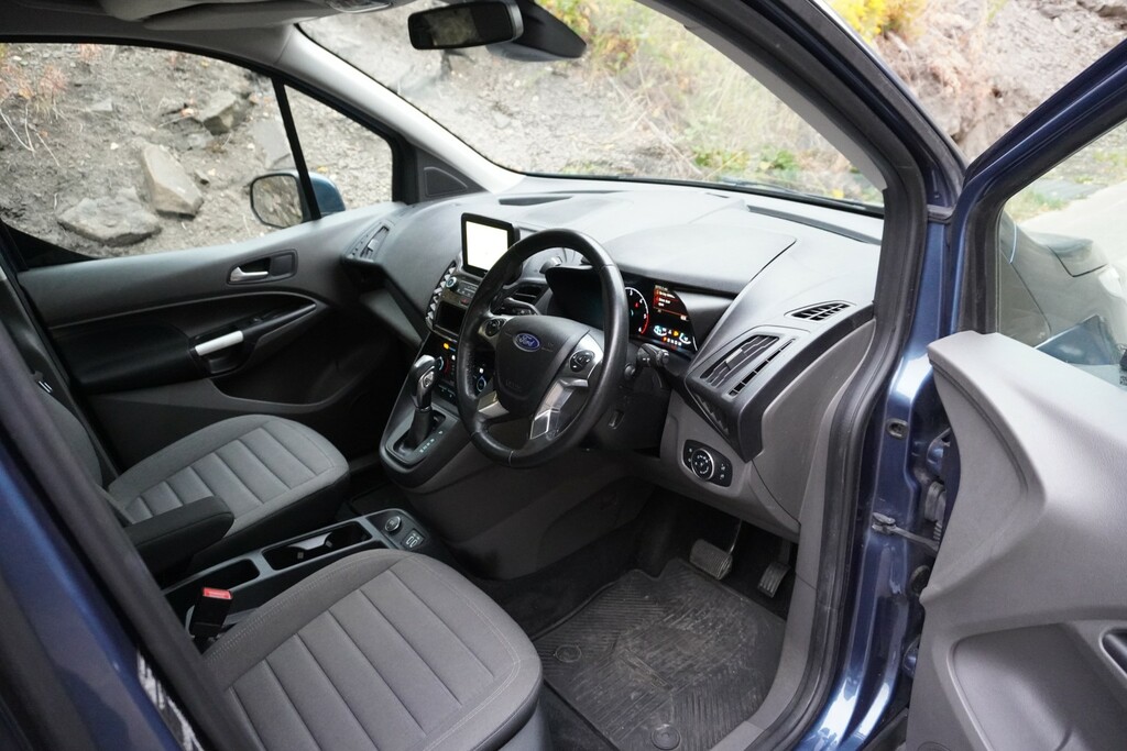 Ford Tourneo Connect Ecoblue Zetec Blue #8