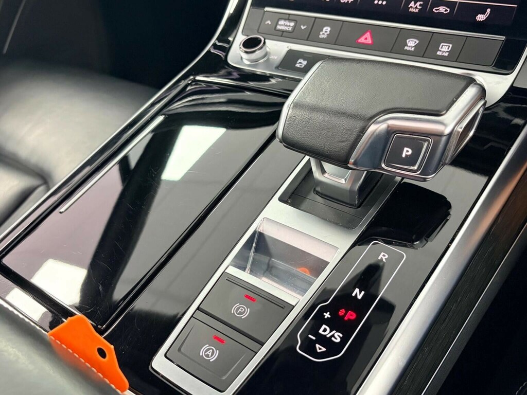 Audi Q7 Audi Estate 55 Tfsi Quattro Black Edition Tipt Black #8