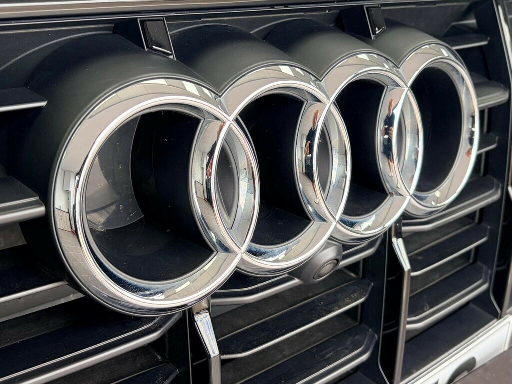 Audi Q7 Audi Estate 55 Tfsi Quattro Black Edition Tipt Black #37