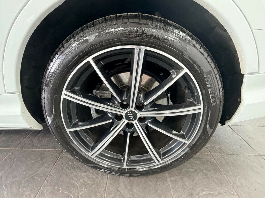 Audi Q7 Audi Estate 55 Tfsi Quattro Black Edition Tipt Black #21