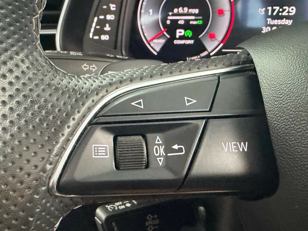 Audi Q7 Audi Estate 55 Tfsi Quattro Black Edition Tipt Black #14