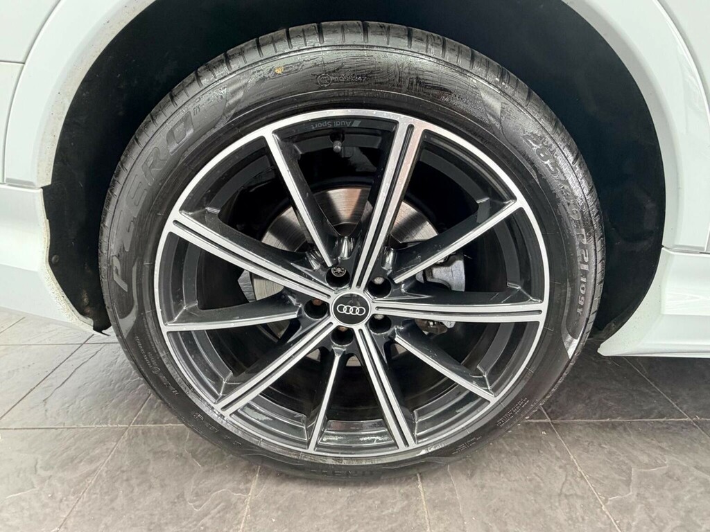 Audi Q7 Audi Estate 55 Tfsi Quattro Black Edition Tipt Black #22