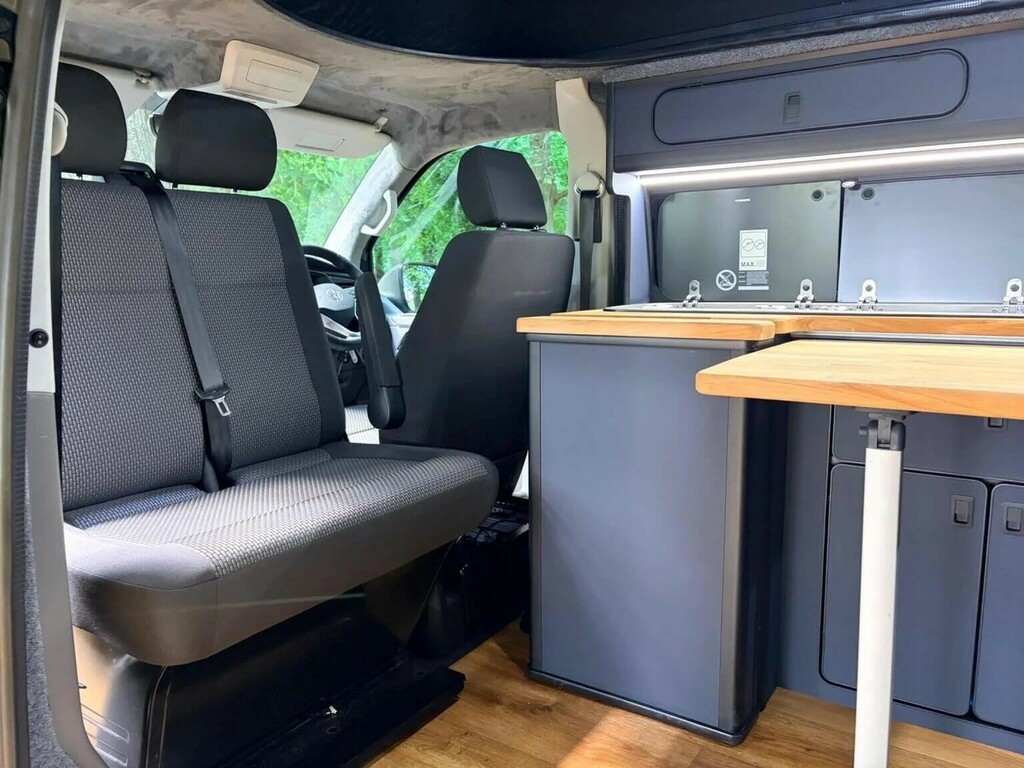 Volkswagen Transporter Highline Grey #47