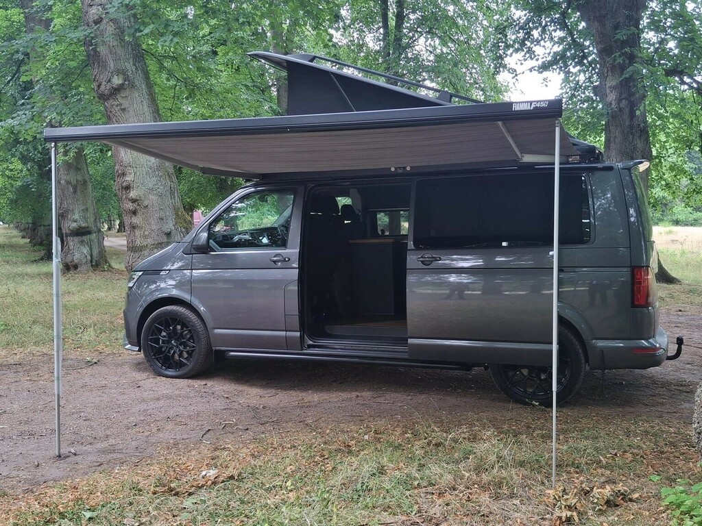 Volkswagen Transporter Highline Grey #10