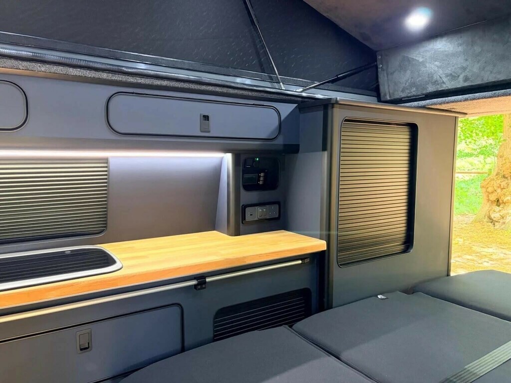 Volkswagen Transporter Highline Grey #41