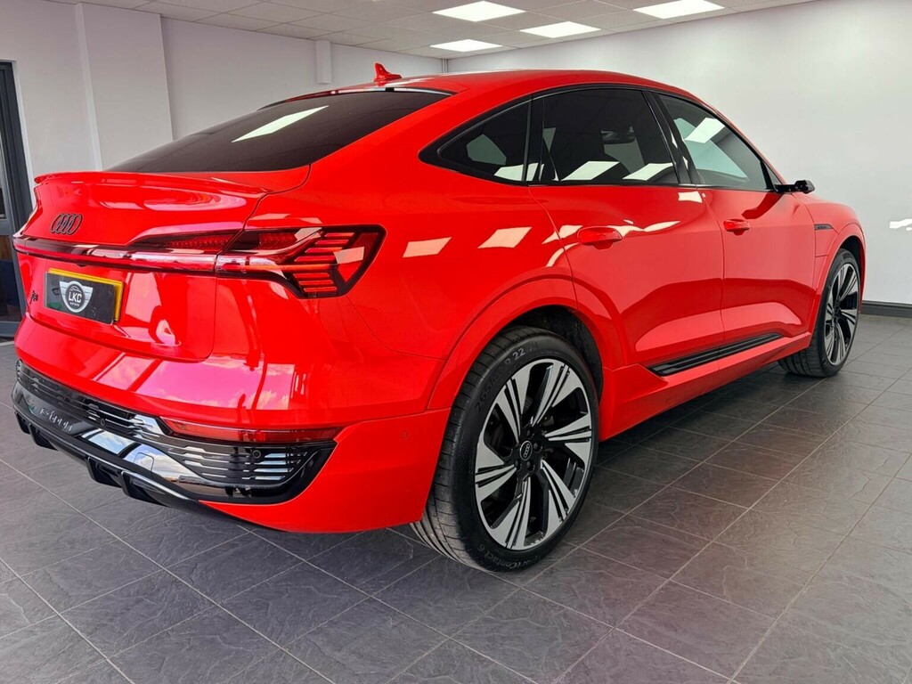 Audi Q8 e tron Suv 55 Vorsprung Sportback Quattro 114Kwh Red #4