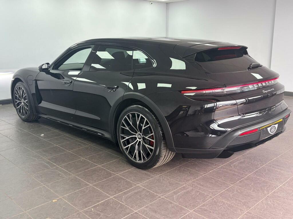 Porsche Taycan Estate Performance Plus 93.4Kwh 4S Cross Turismo A Black #4
