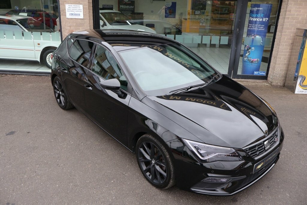 Seat Leon 1.5L Fr Black Edition YB69SZW Black #5