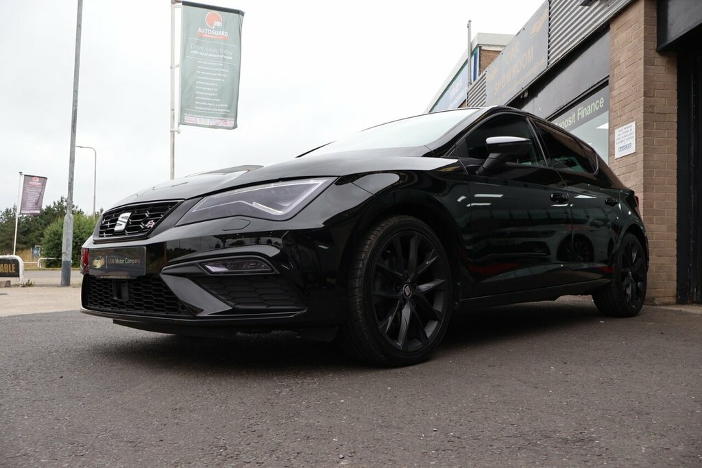 Seat Leon 1.5L Fr Black Edition YB69SZW Black #3