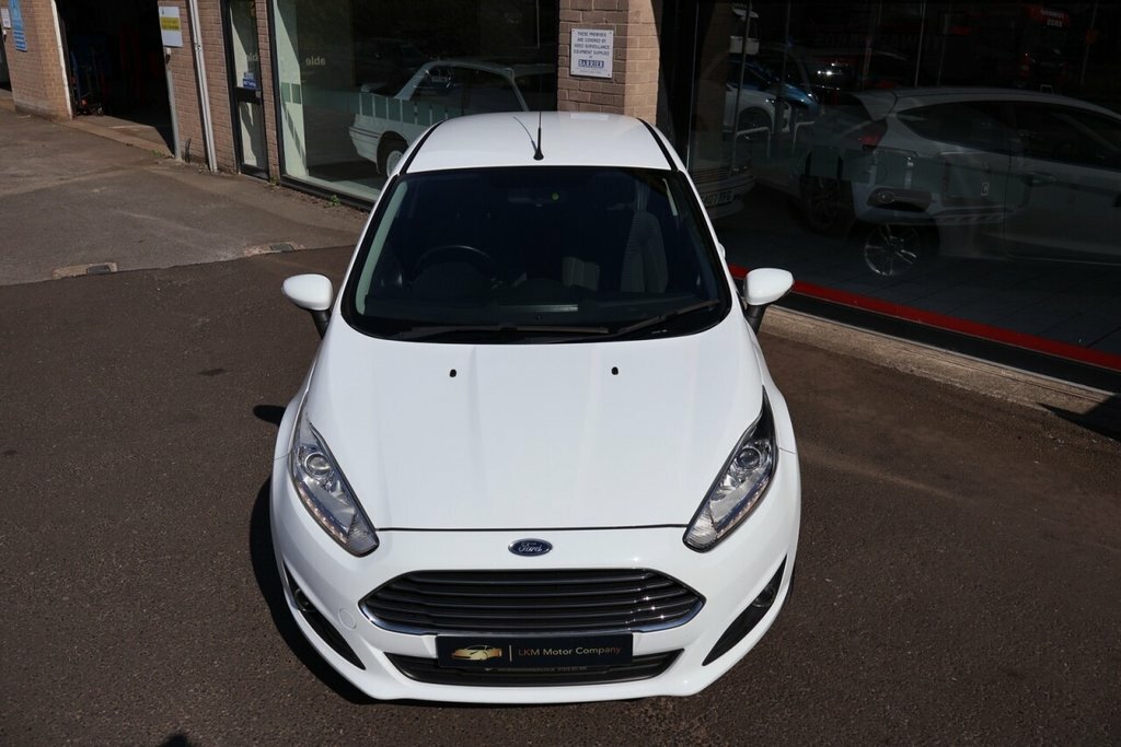 Ford Fiesta 1.3L Zetec White #4