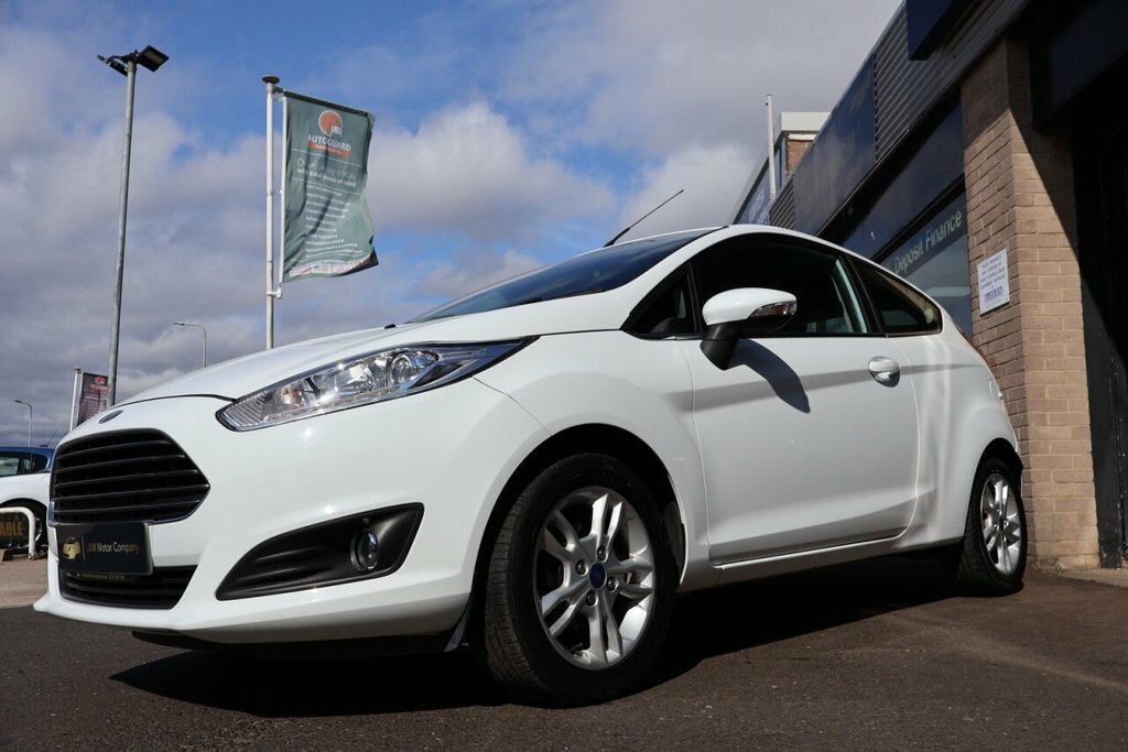 Ford Fiesta 1.3L Zetec White #3