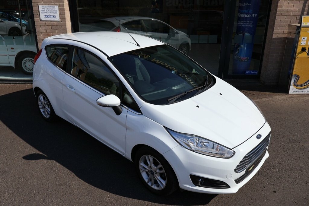 Ford Fiesta 1.3L Zetec White #5