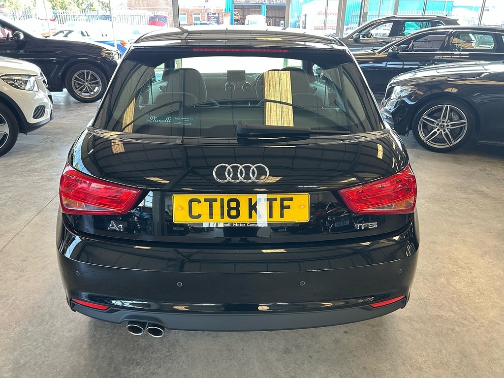 Audi A1 Tfsi Sport CT18KTF Black #6