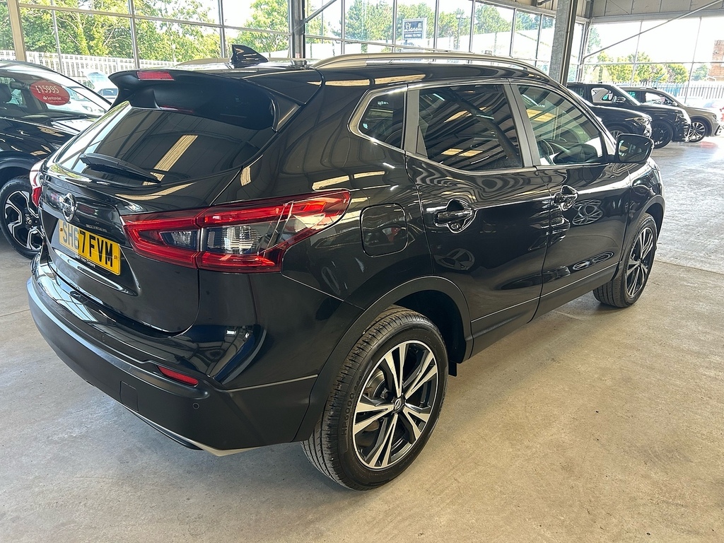 Nissan Qashqai Dci N-connecta Black #4