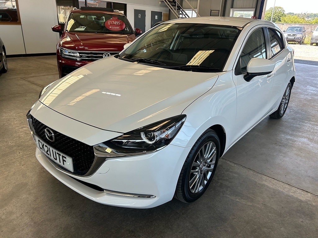 Mazda 2 Skyactiv-g Sport Nav White #2