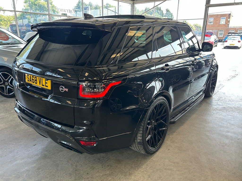 Land Rover Range Rover Sport P575 V8 Svr Black #4