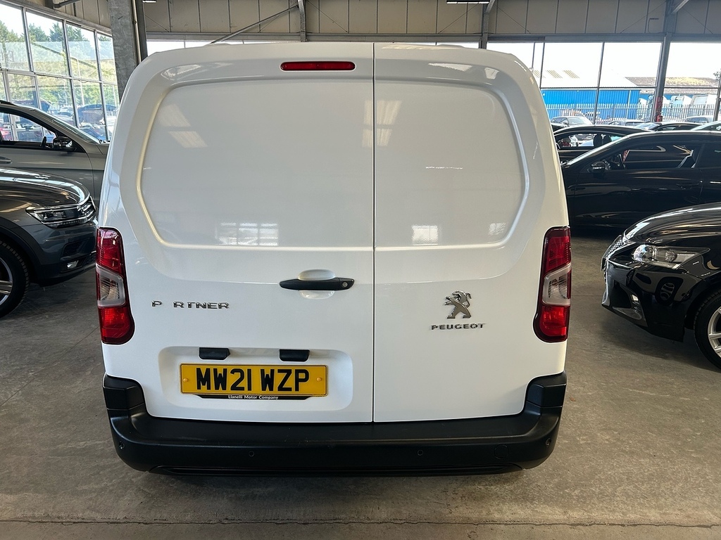 Peugeot Partner Bluehdi 1000 Professional MW21WZP White #6