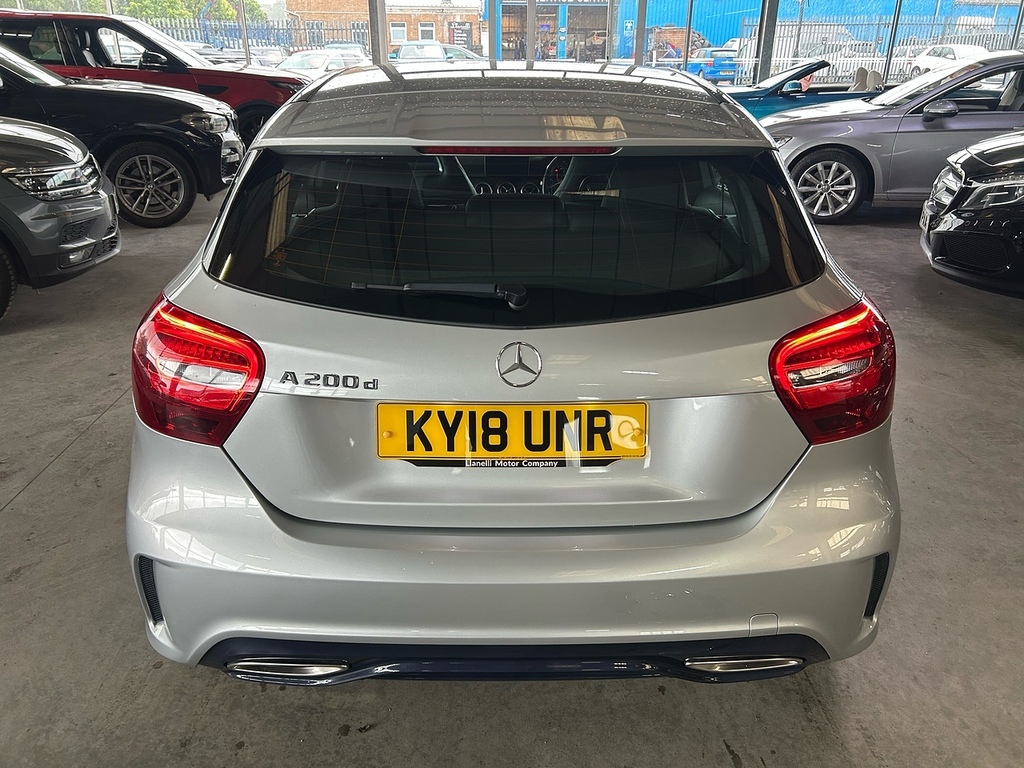 Mercedes-Benz A Class 2.1 A200d Amg Line Hatchback 7G-dct Eur Silver #6