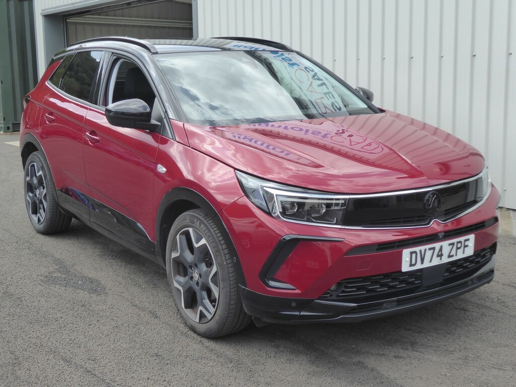 Vauxhall Grandland 1.2 Grandland Ultimate 1.2 130Ps 6 Speed Red