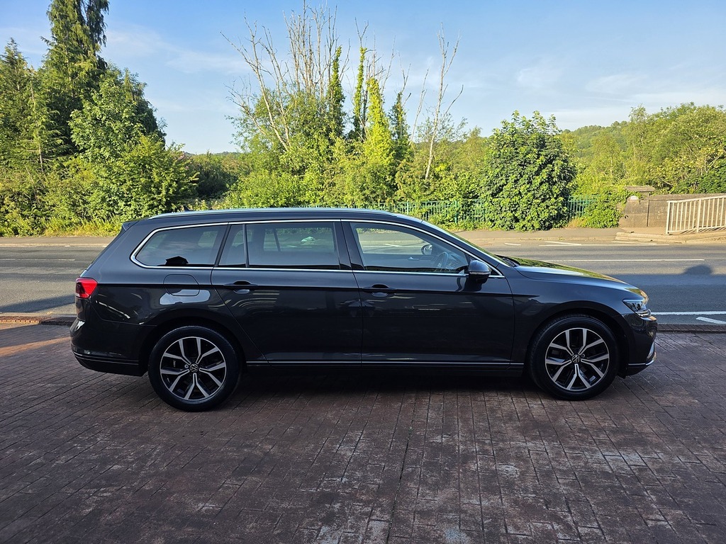 Volkswagen Passat 1.4 Tsi 13Kwh Gte Advance Estate Plug-i Red #10