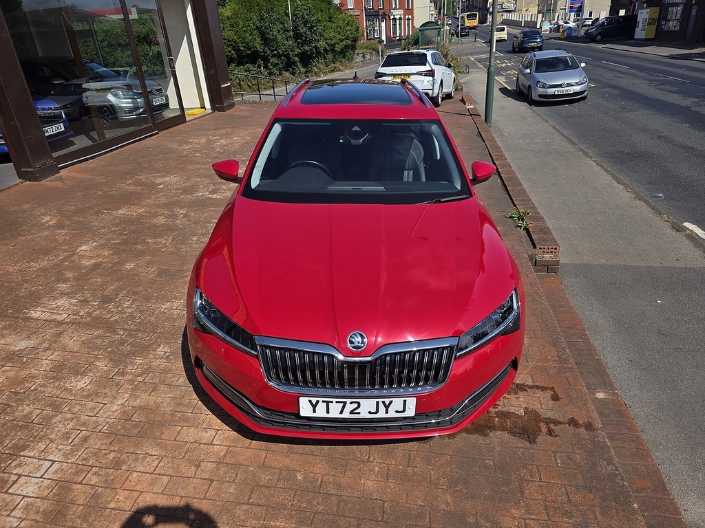 Skoda Superb Tdi Se L YT72JYJ Red #6