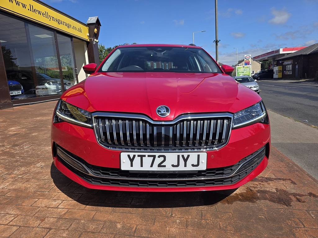 Skoda Superb Tdi Se L YT72JYJ Red #4