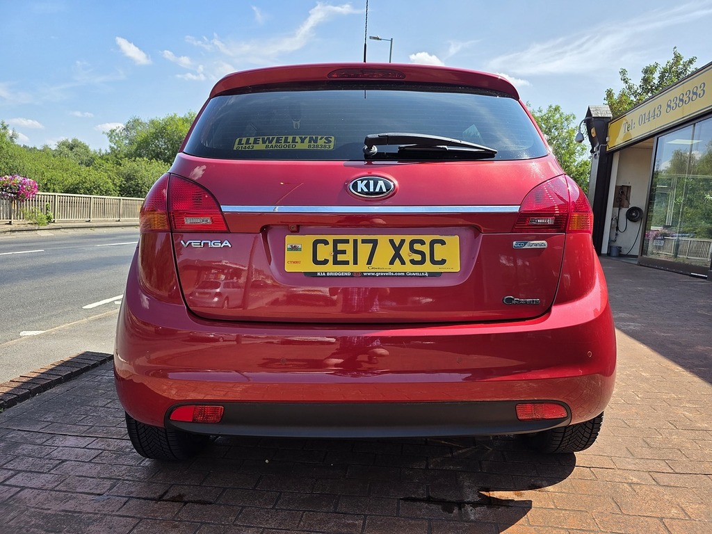 Kia Venga  White #14