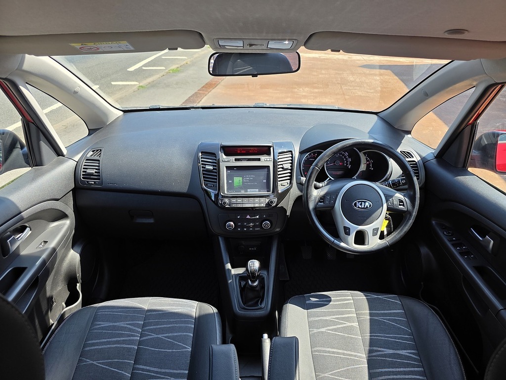 Kia Venga  White #35