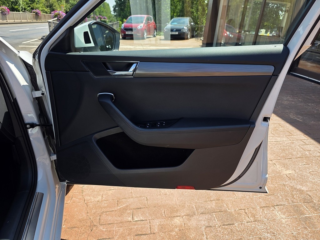 Skoda Superb Se Technology Grey #41