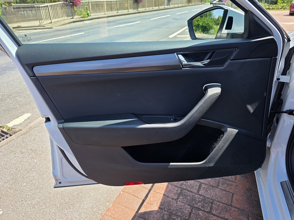 Skoda Superb Se Technology Grey #39